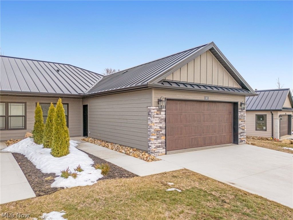 Photo of 997 Beech Avenue, Millersburg, OH 44654 (MLS # 5187624)