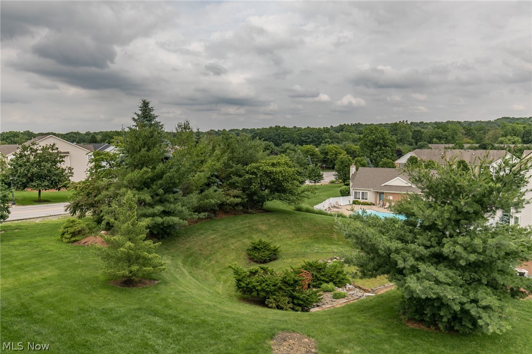 Brookledge Commons Condos - Residential