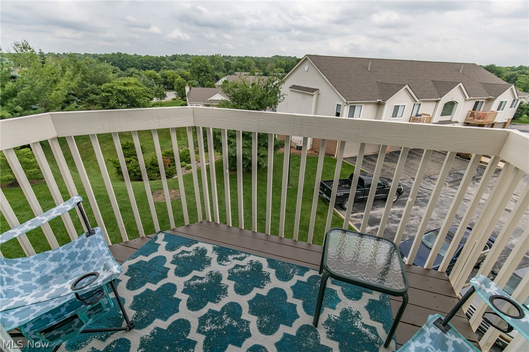 Brookledge Commons Condos - Residential