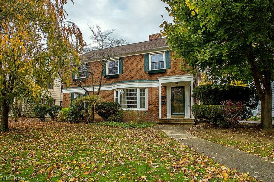 Spacious Shaker home offers a wonderful opportunity for rent in Historic Winslow with 5 bedrooms and 3 full bathrooms. Most of home has gorgeous  hardwood floors and there are all newer windows! Eat-in Kitchen is updated with all appliances that stay plus there's an in-suite washer & dryer as well as hook up in the basement for another washer and dryer. Master bedroom has carpet plus a sun room and its own master bathroom. Two additional bedrooms with sitting area and full bathroom on 3rd floor Central AC plus 2 car garage. Additional storage locker in basement. This rental home is beautifully presented, and is close to RTA and shopping/restaurants. Shaker Heights schools plus close to Thornton Park for sports amenities!