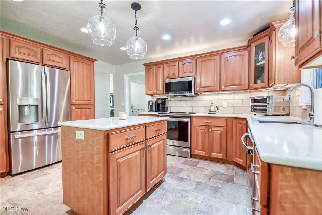 17170 North Brook Trail, Chagrin Falls, Ohio image 17