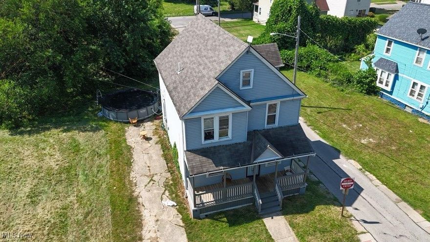 Great investment property with tenant in place!  Add to your rental portfolio with this spacious 4-bedroom home.  Call for more details!