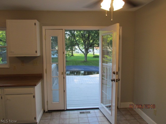 K & L Bldrs Inc Oxford Park - Residential