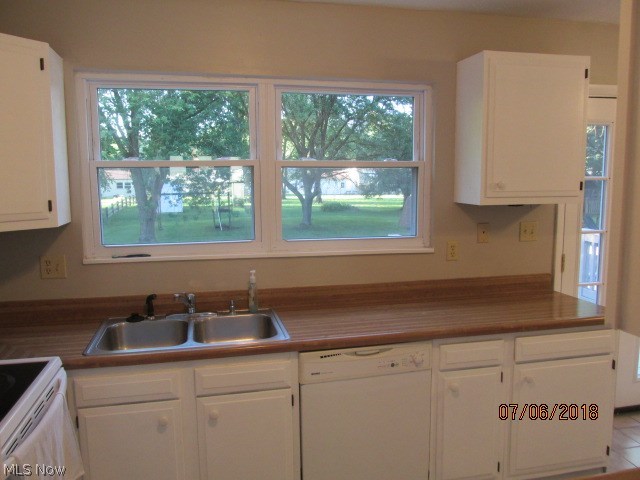 K & L Bldrs Inc Oxford Park - Residential