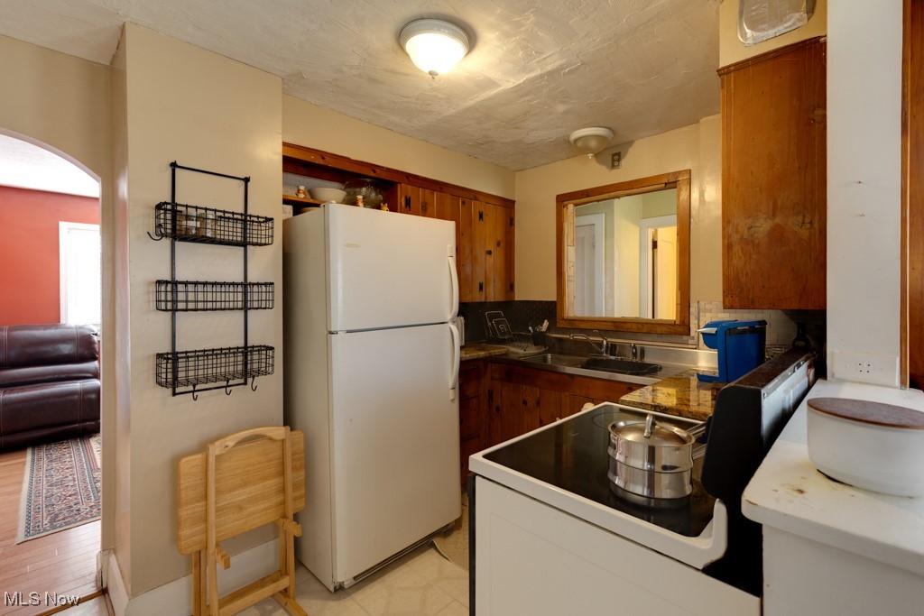 1223 Pitkin Avenue, Akron, Ohio image 3