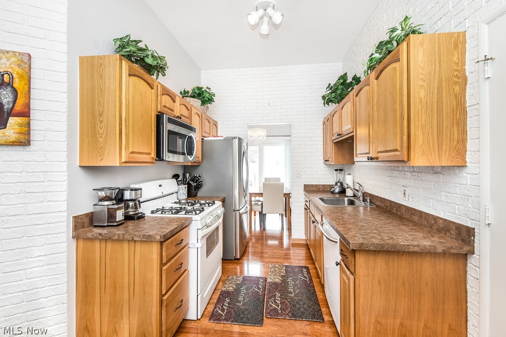 Olmsted 06 - Residential