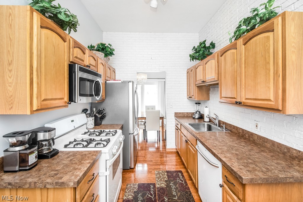 Olmsted 06 - Residential