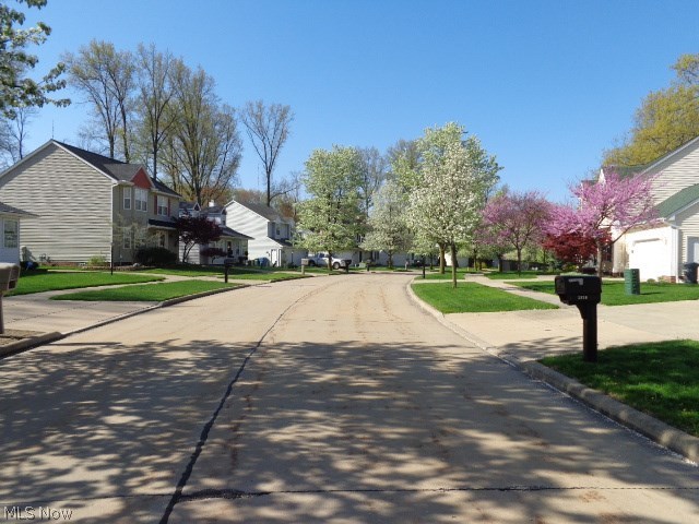 Ravine Blvd - Residential