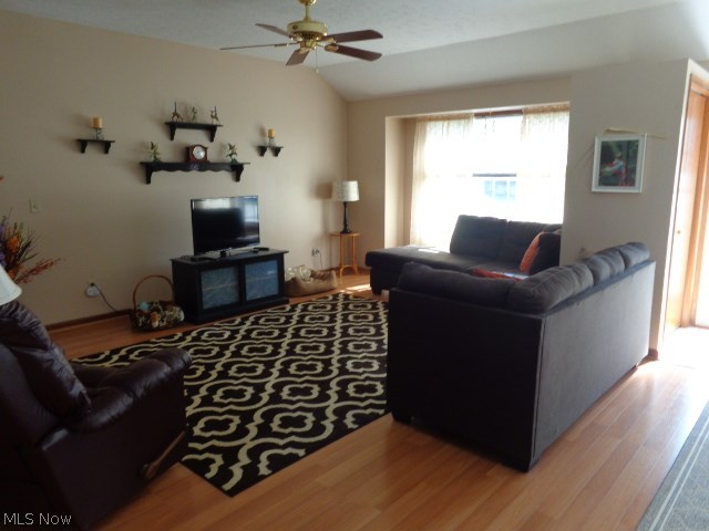 Ravine Blvd - Residential