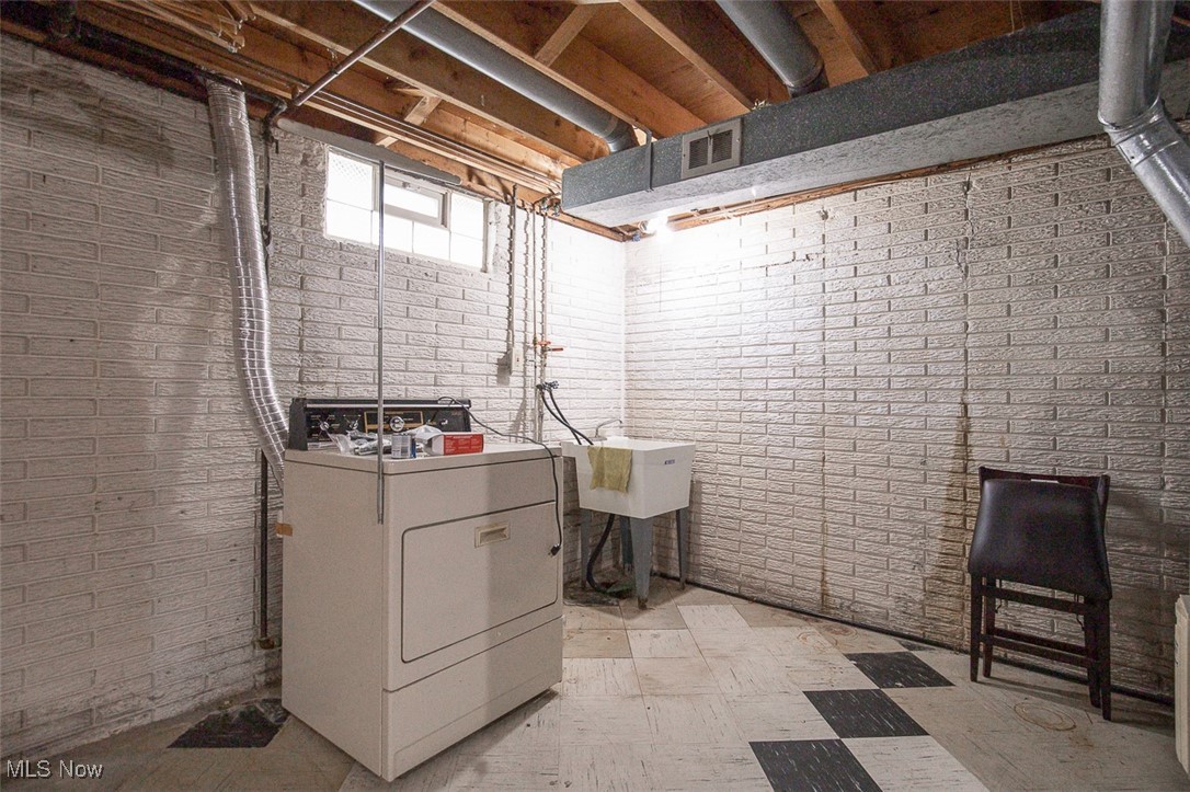 Meadow Circle - Residential