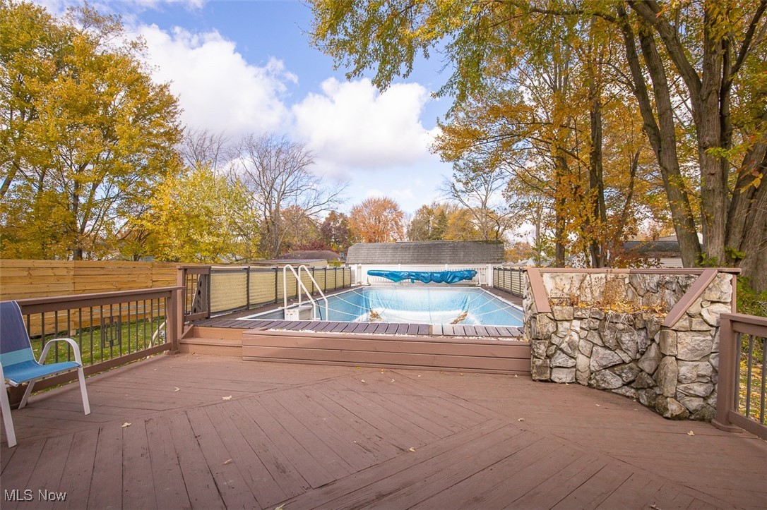 Meadow Circle - Residential