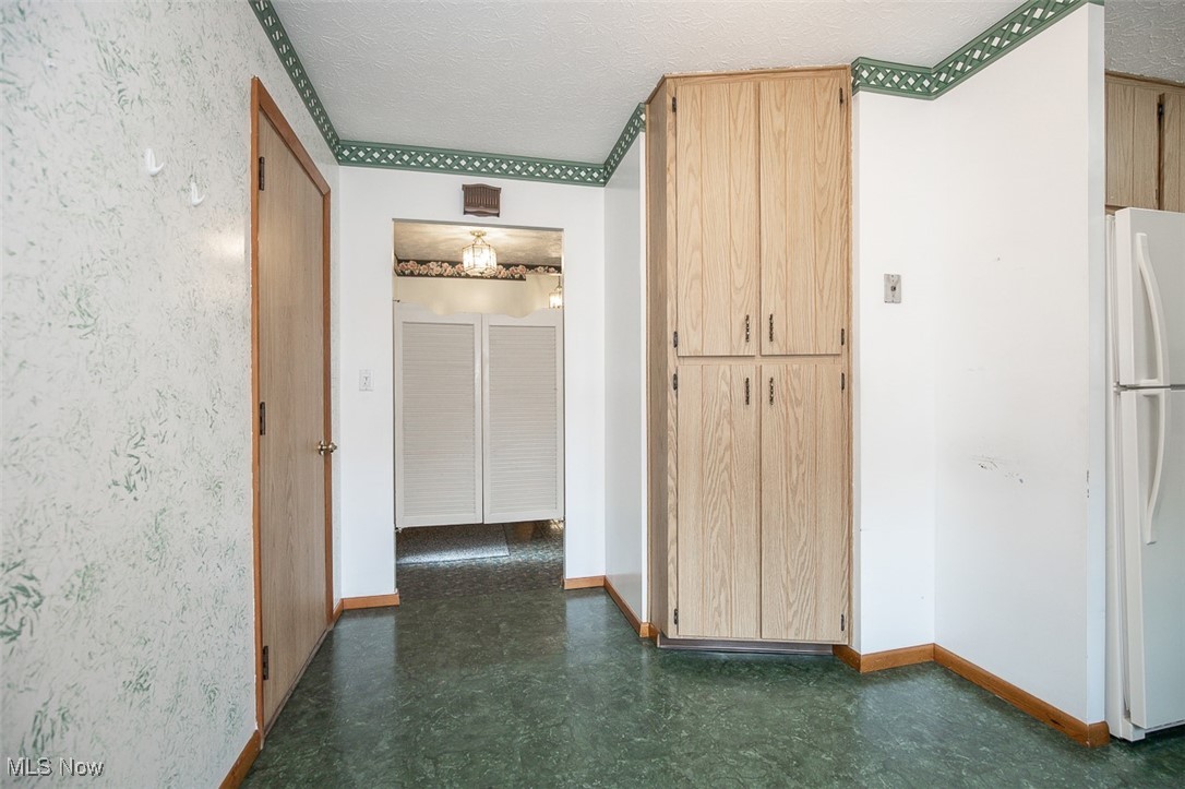 Meadow Circle - Residential