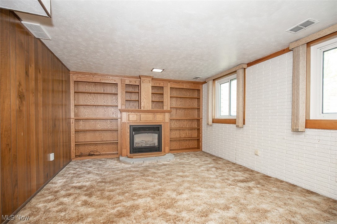 Meadow Circle - Residential