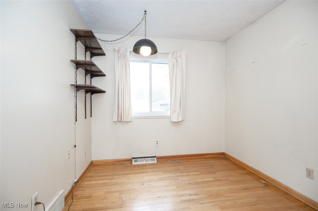 Meadow Circle - Residential