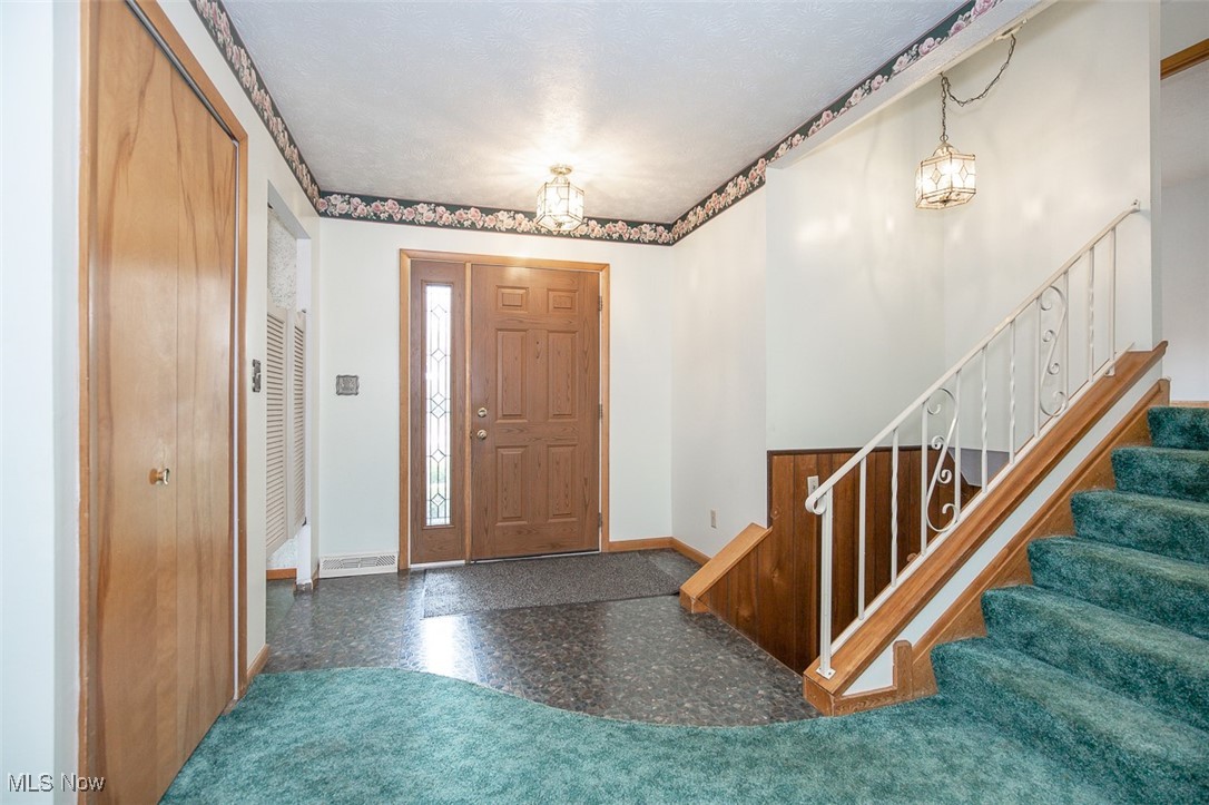 Meadow Circle - Residential