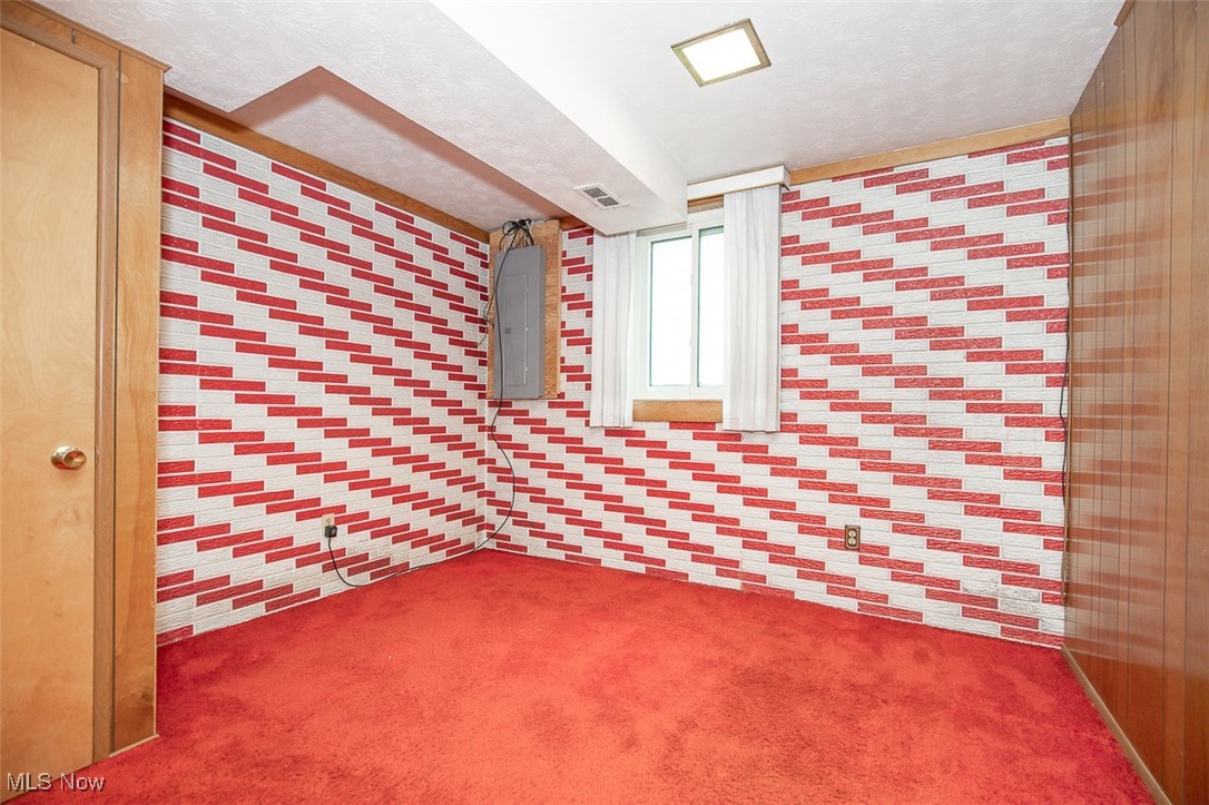 Meadow Circle - Residential