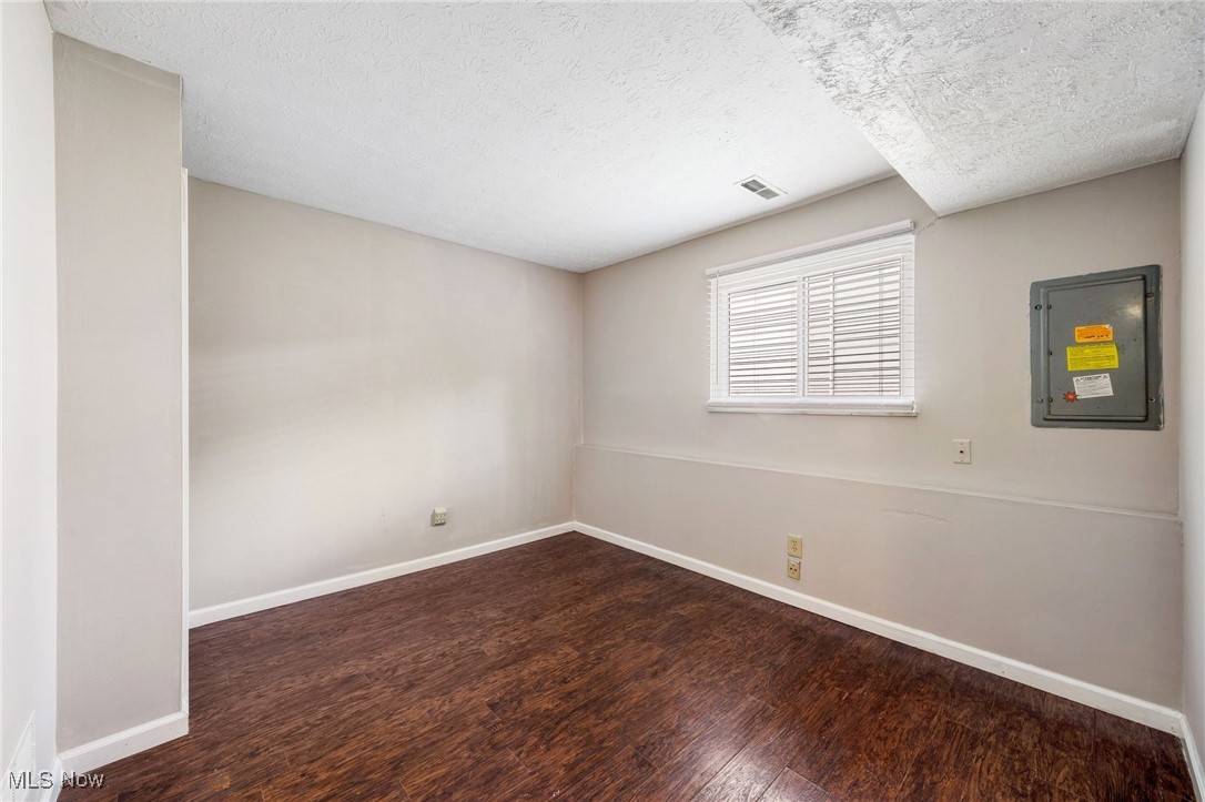 Frst Glen - Residential