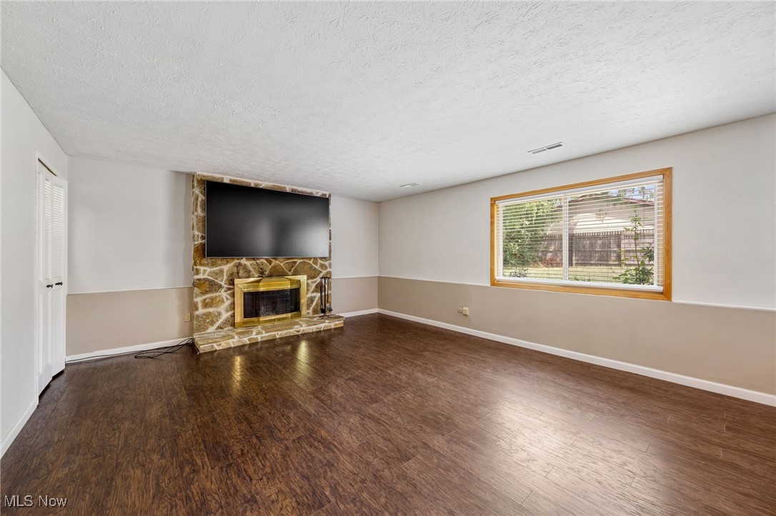 Frst Glen - Residential