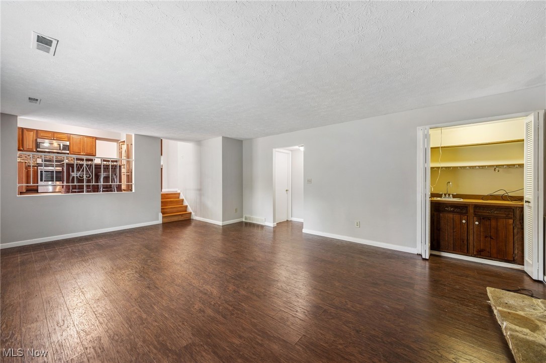 Frst Glen - Residential