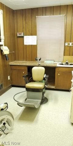 Halls Sub - Residential Lease