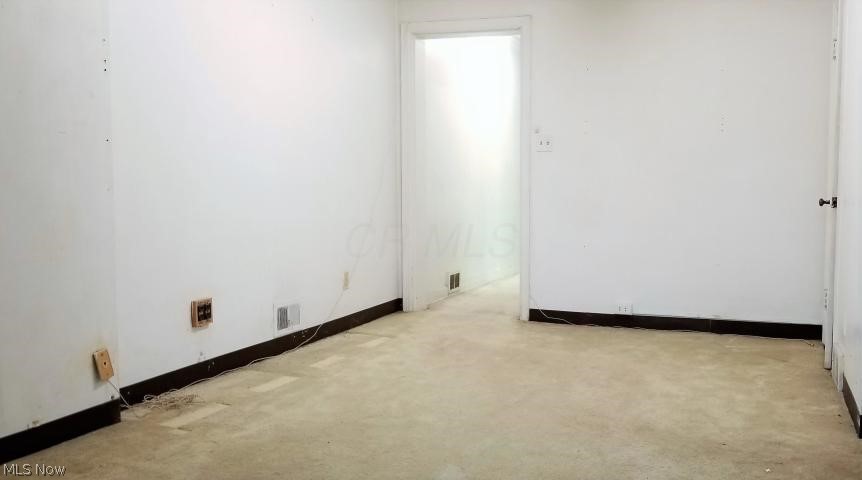 Halls Sub - Residential Lease