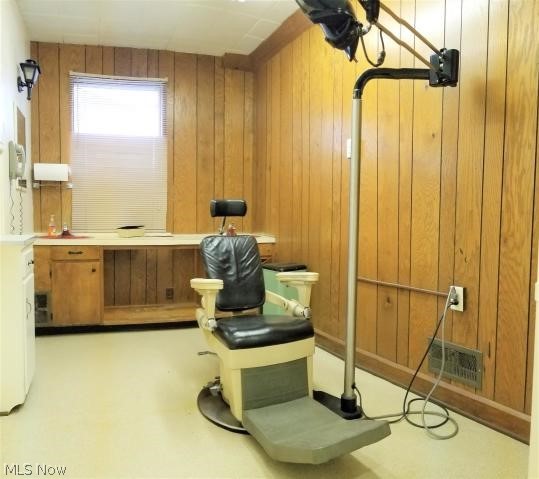 Halls Sub - Residential Lease