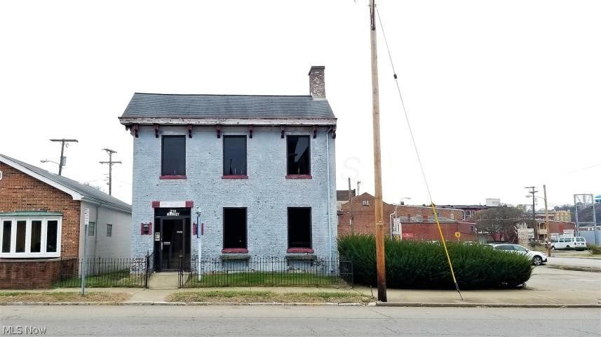 Halls Sub - Residential Lease