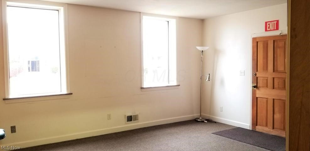 Halls Sub - Residential Lease