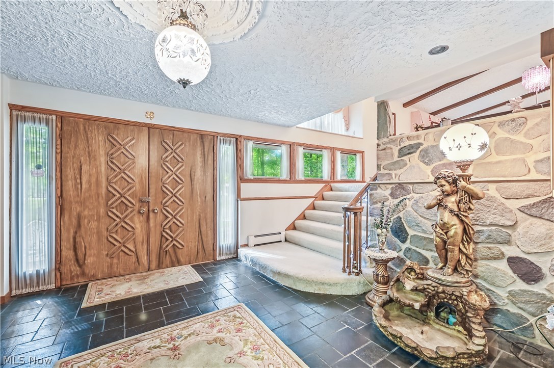 2717 Niles Vienna Road