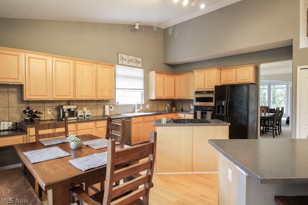 Lakes of Aurora - Residential