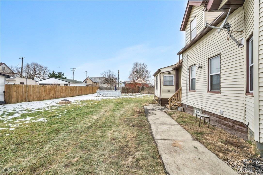 Taylor & Hoyts - Residential Income