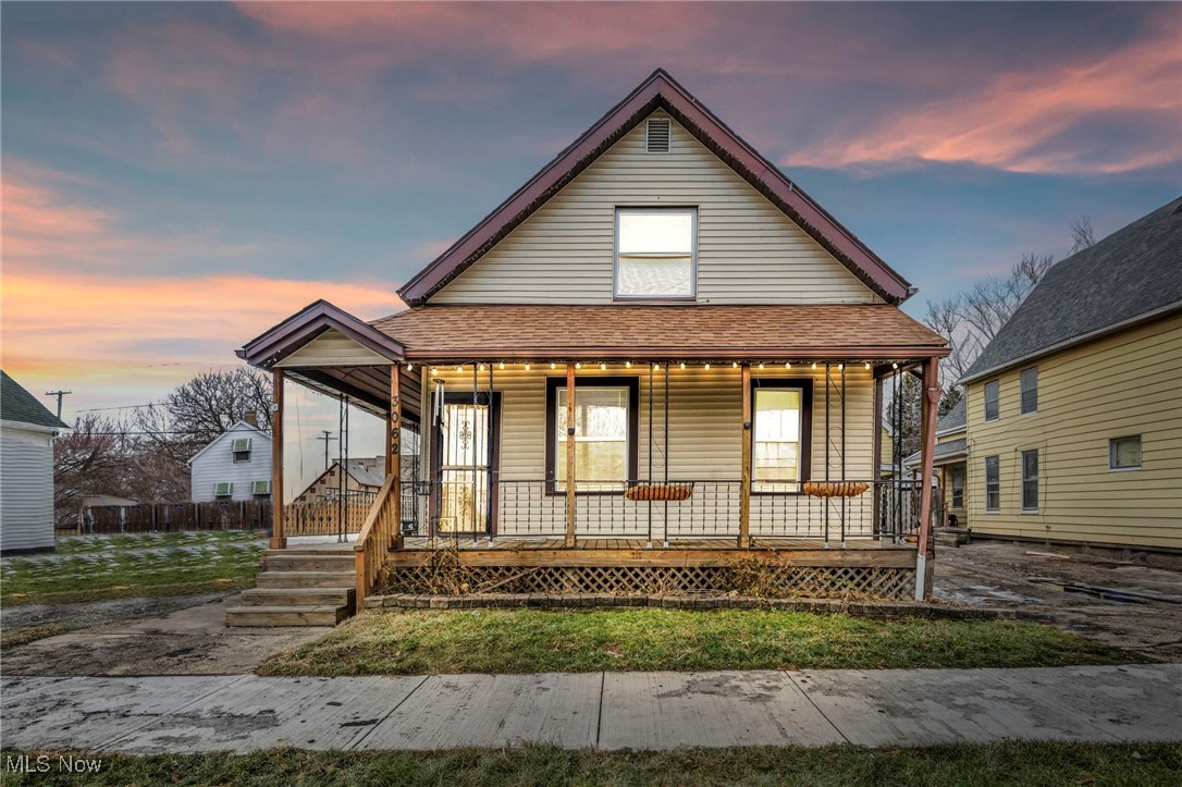 Taylor & Hoyts - Residential Income