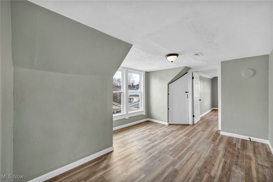 Taylor & Hoyts - Residential Income