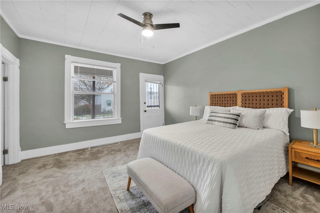 Taylor & Hoyts - Residential Income