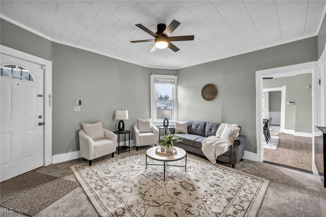 Taylor & Hoyts - Residential Income