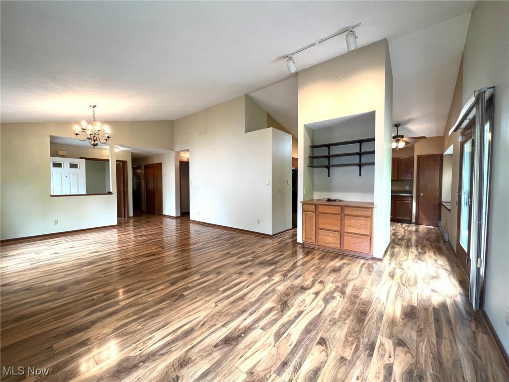 140 Burlington Oval Drive, Chardon, Ohio image 8