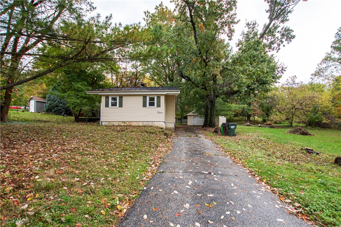 12303 Sunset Drive, Garfield Heights, Ohio image 34