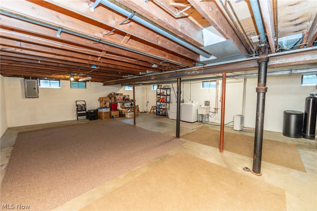 Connecticut Colony Hudson - Residential