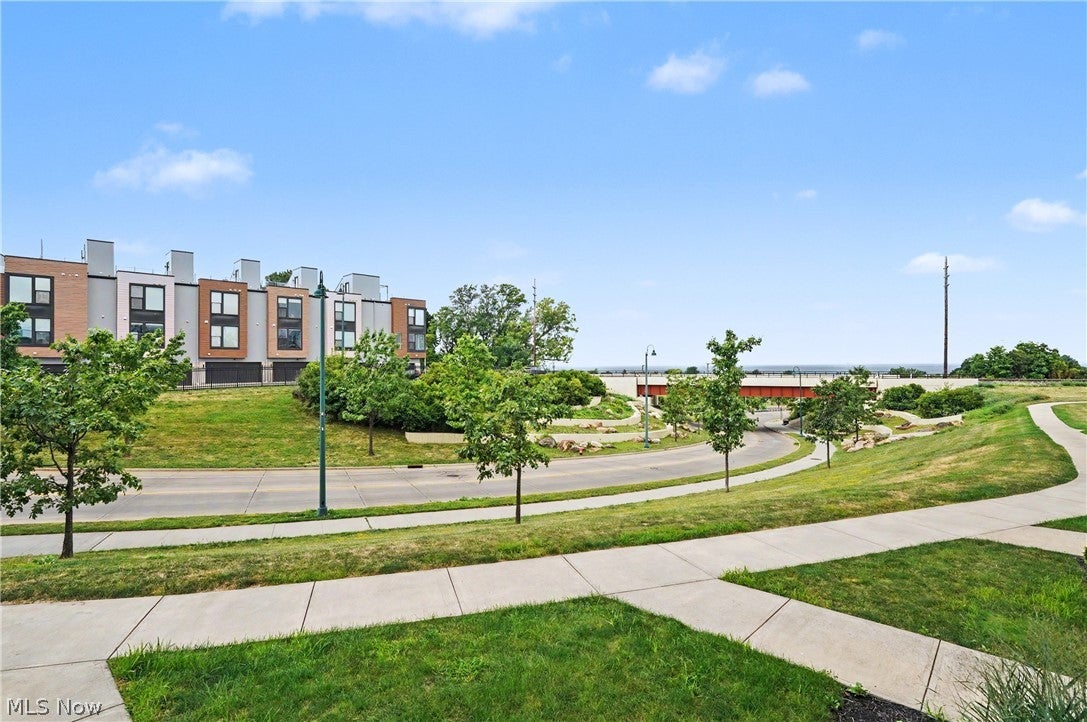 1262 W 70th Street