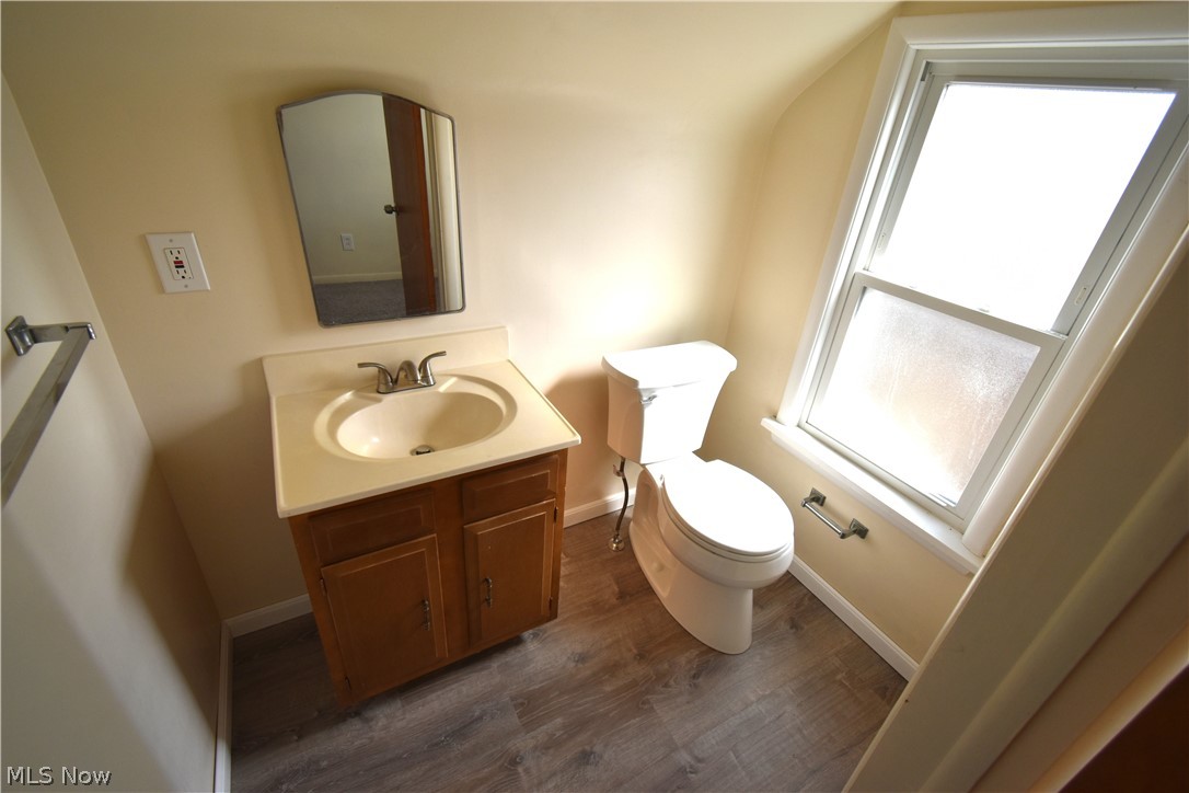 Rooss - Residential Lease