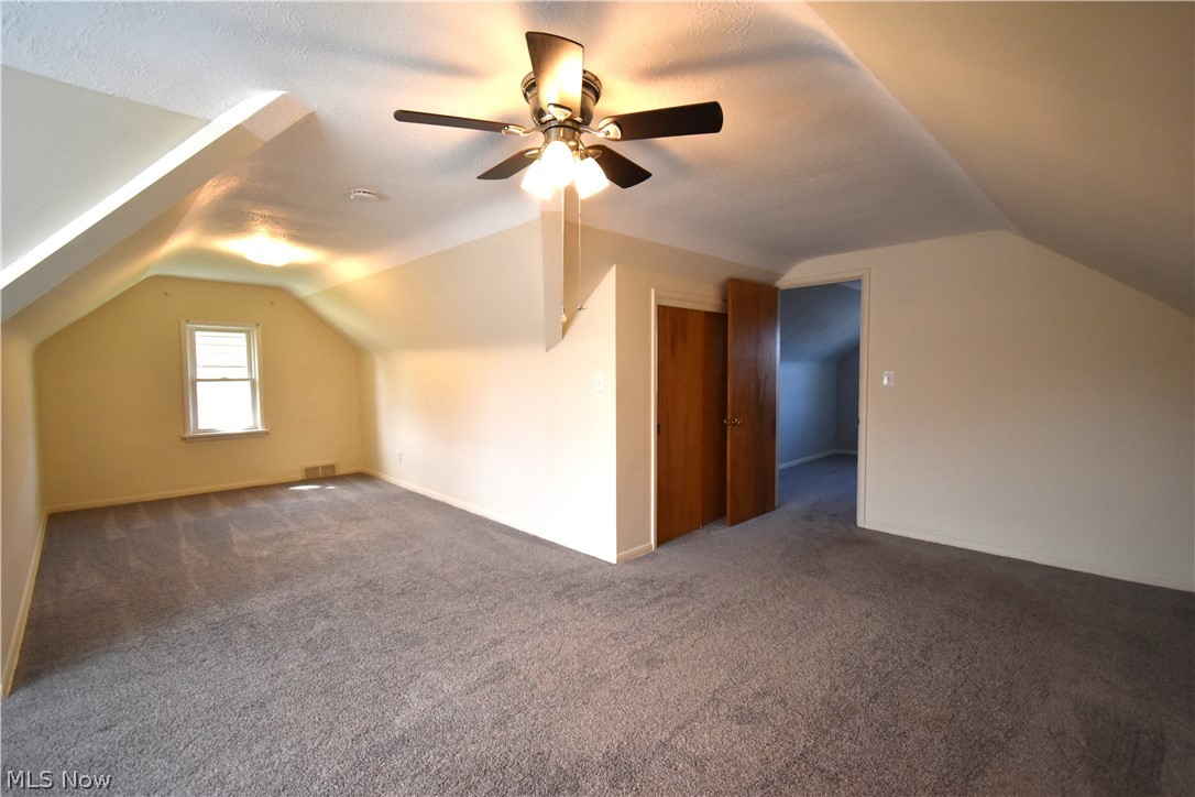 Rooss - Residential Lease