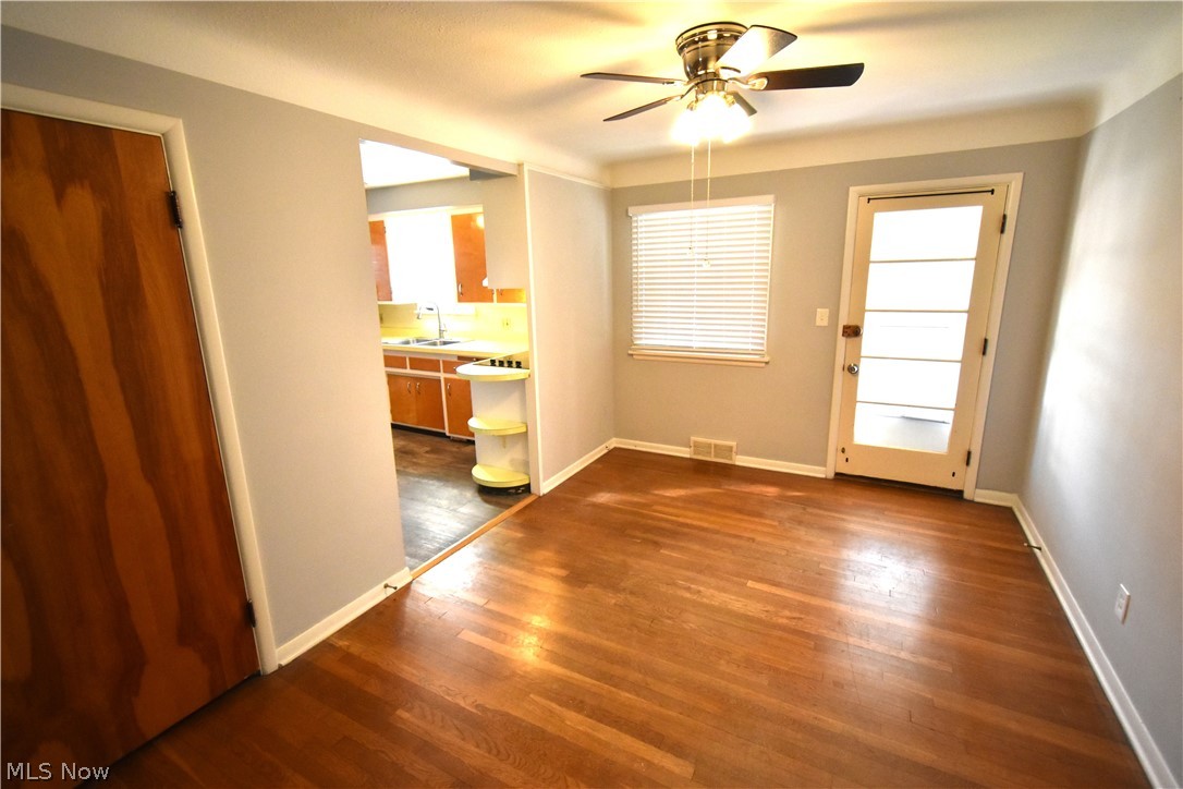 Rooss - Residential Lease