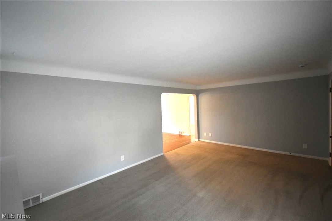 Rooss - Residential Lease