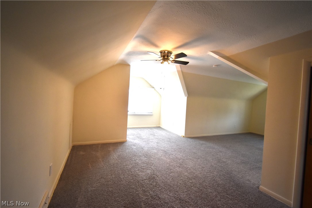 Rooss - Residential Lease