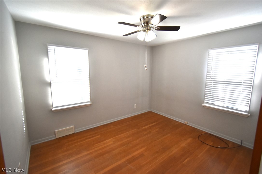 Rooss - Residential Lease