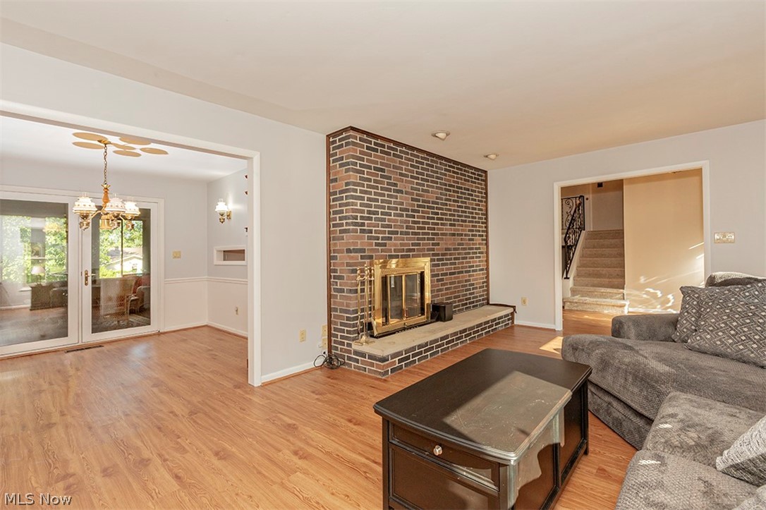 Four Seasons - Residential