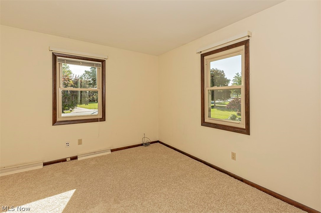 Four Seasons - Residential