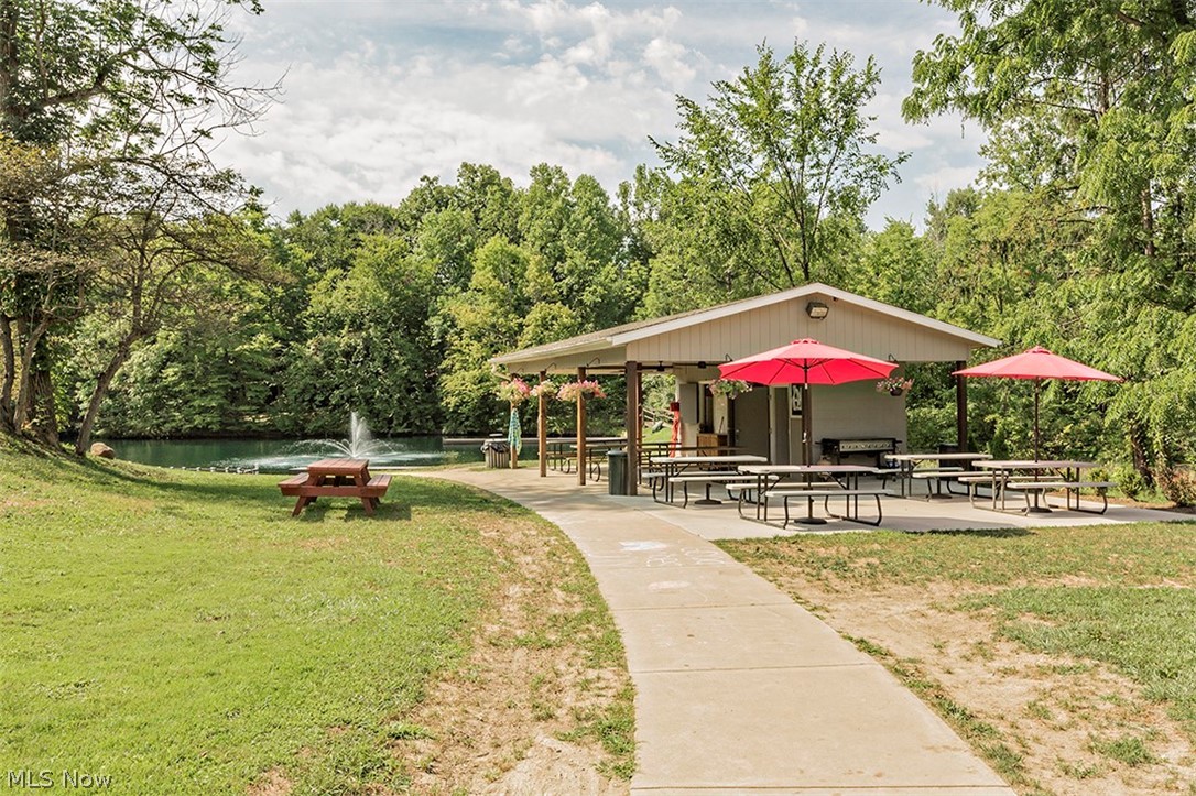 Four Seasons - Residential