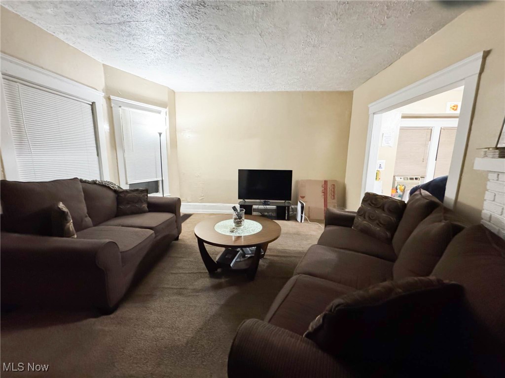 Archer Ave - Residential