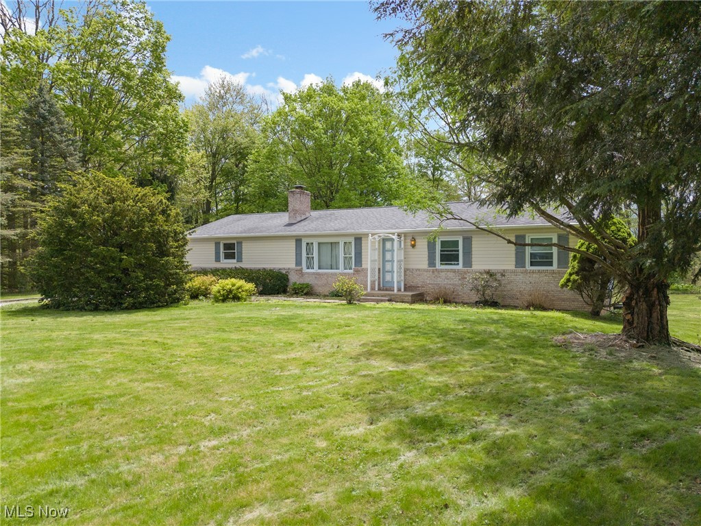 235 Heritage Drive, Beloit, Ohio image 3